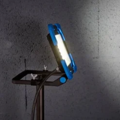 Trépied Pour Projecteur Réglable Et Pliable 140cm Max NALTO -Promos Brico Forte Boutique 37435430 4